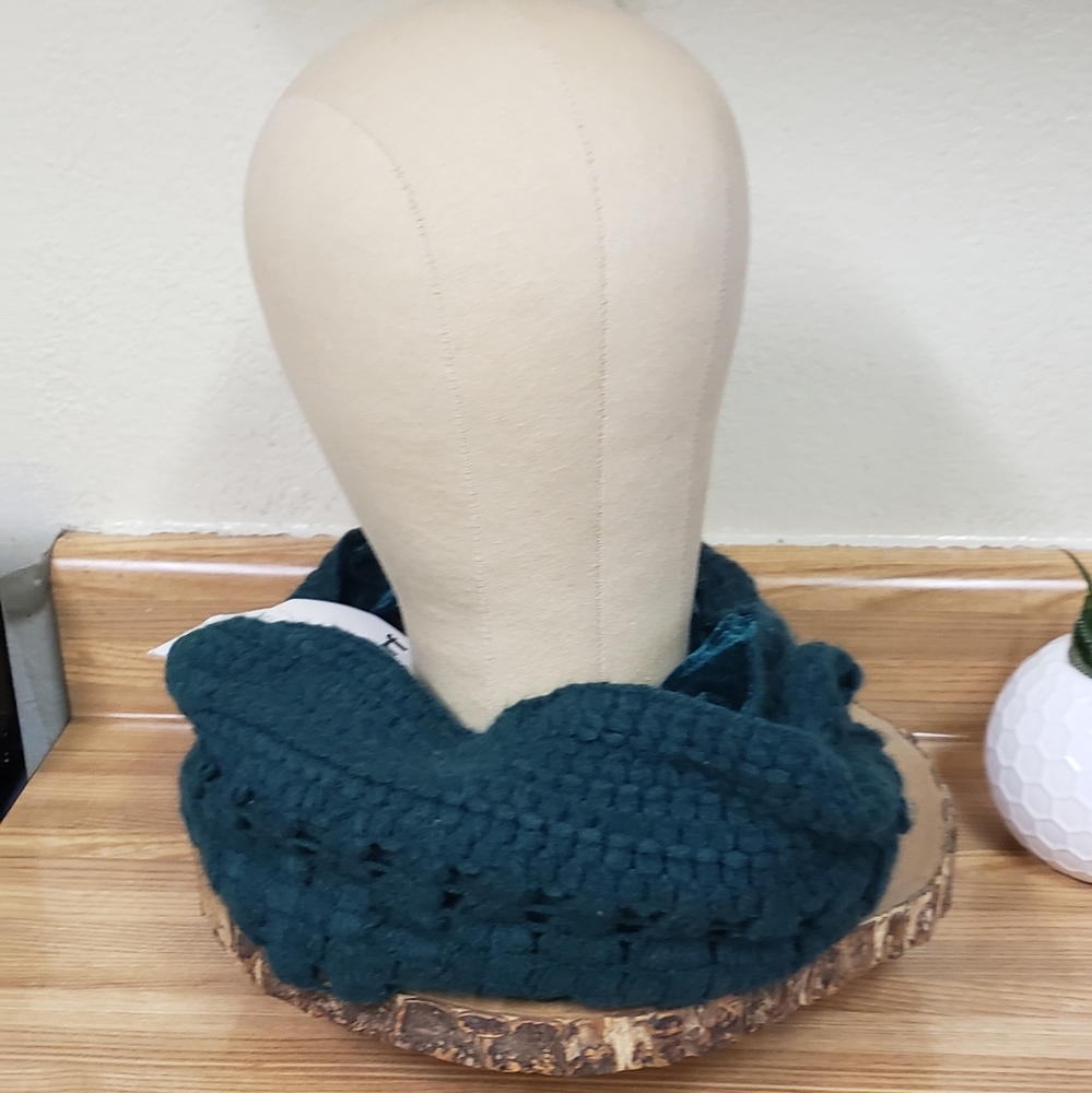 Infinity loop scarf - Picture 7 of 8